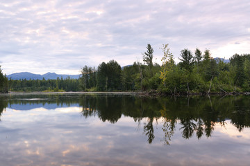 Fototapeta premium The horseshoe lake along the the horseshoe lake trail at Denali National Park, Alaska, USA. Trail is a 1.4 mile moderately trafficked out and back trail located near Healy, Alaska.