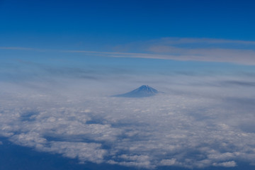 Fototapeta na wymiar 雲上富士