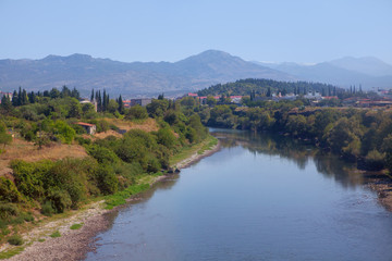 Fototapeta na wymiar scenery of Moraca river in Montenegro 