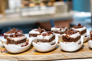  mini cake in cup background
