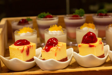  mini cake bakery in dish for catering