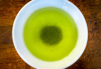 高級な緑茶の写真。日本の飲物。