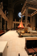 High altar and Baldachin, Saint Mary Basilica © James Reininger