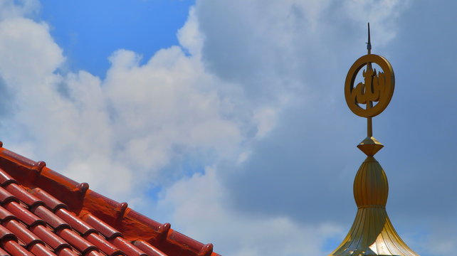 roof of the mosque, place of worship of Muslims, a fusion of Javanese and Middle Eastern edification of design