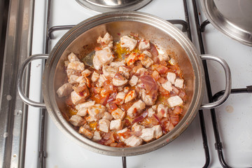 boiling with meat added2