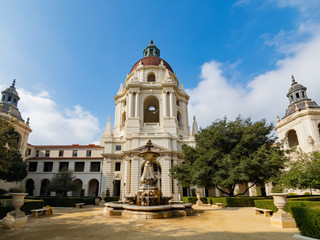 Obraz premium Exterior view of the famous Pasadena City Hall