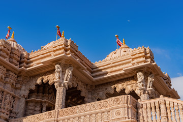 Obraz premium Exterior view of the famous BAPS Shri Swaminarayan Mandir