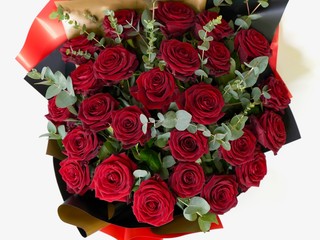 Beautiful red rose bouqet. Flower composition for valentines day isolated