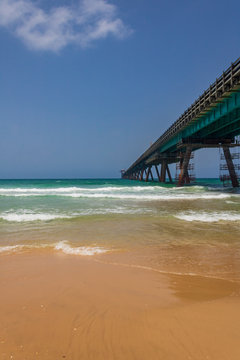 Beautiful day at Zikim beach