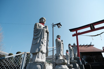 八坂神社のお地蔵さん「広角アングル」