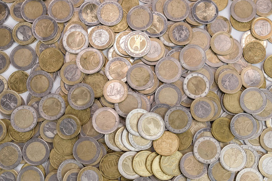 Gro&szlig;e Menge verschiedener Euro-M&uuml;nzen
