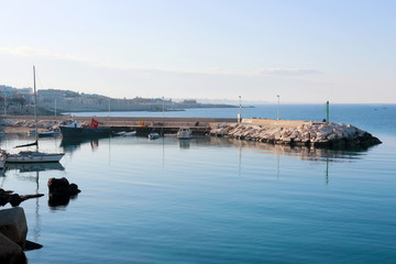 Fototapeta premium Giovinazzo : molo del porticciolo