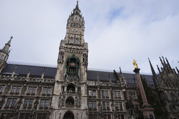 Stadtpanorama am Marienplatz in München