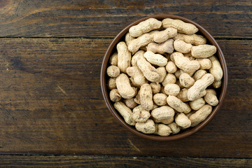 Peanuts in the shell sprincled