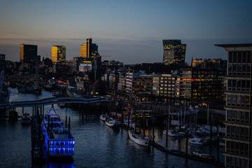 Hamburg Skyline von der Elbphilharmonie