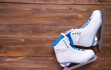 Figure skates
