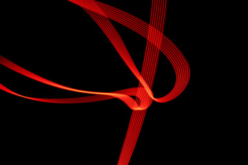 Czarne tło, czerwone linie, led lines © andsko