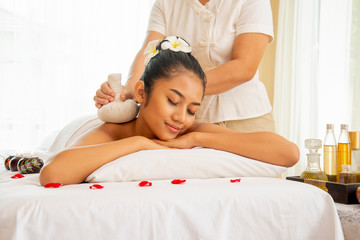 Obraz na płótnie Canvas Relax asian woman in spa massage room