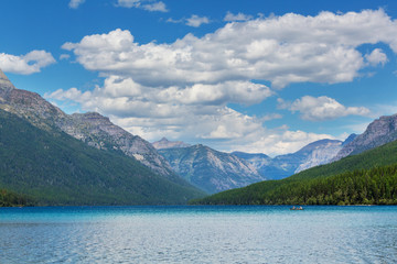 Fototapeta na wymiar Mountains lake