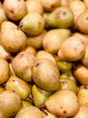 many fresh yellow pears