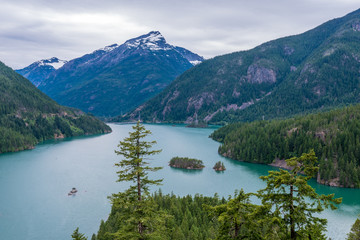 Fototapeta na wymiar Mountain landscape with Diabolo Lake, Cascades National Park, Washington, USA