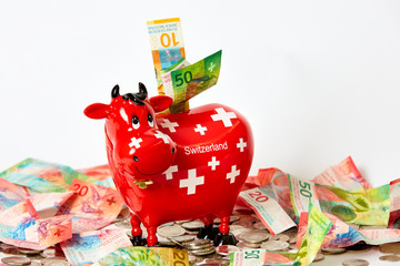 Cash Cow - rote Kuh mit Schweizer Franken