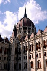 Obraz premium Budapest, Hungary. 08/04/2019. Walls and roof of the Budapest parliament. hungarian parliament in budapest