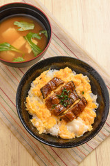 ウナギ丼