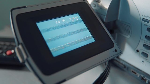 Indicators On Lcd Screen Of Analog Camcorder