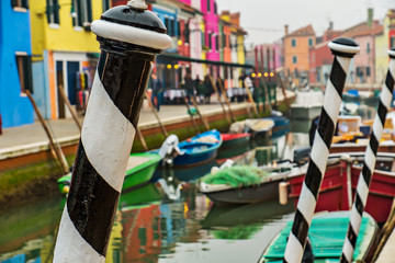 Fototapeta na wymiar Boat Dock Venice Canal