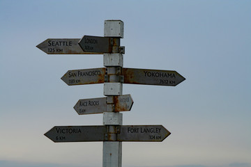 Sign Post (BC 00128)