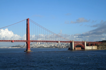 Golden Gate Bridge and San Francisco (CA 02001)