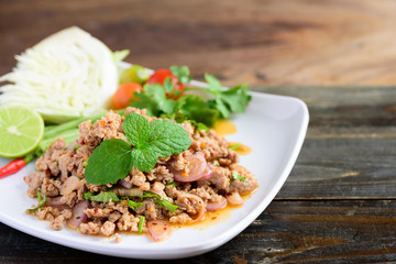 Thai food, spicy minced pork salad (Larb Moo)