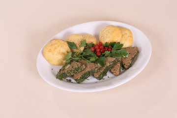 Liver pate with new potatoes