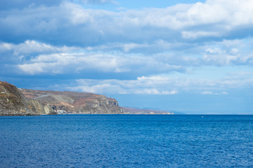 Fototapeta na wymiar Seascape with a view of the rocks.