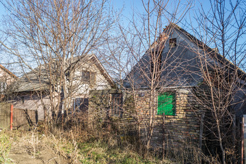 Abandoned old house on the outskirts of the city 