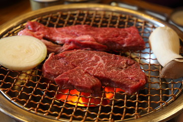炭火焼肉