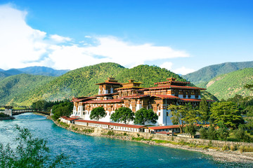Königreich Bhutan, Himalaya, Asien, Kloster Festung Punaka Dzong bei Hauptstadt Thimphu, am Fluß...