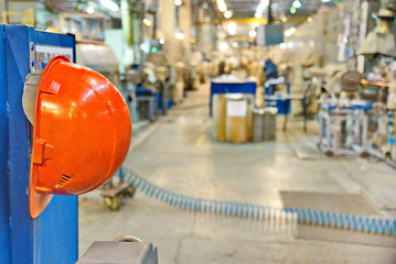 The plant for the production of conductive lived and its twisting.