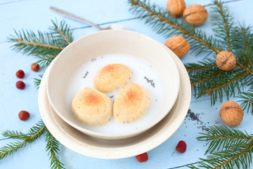 Litauisches Gebäck in Mohnmilch