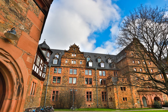 Jlu Bilder – Durchsuchen 76 Archivfotos, Vektorgrafiken und Videos