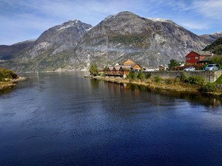 Fototapeta premium Casual photo at the village Eidfjord at autumn, Norway