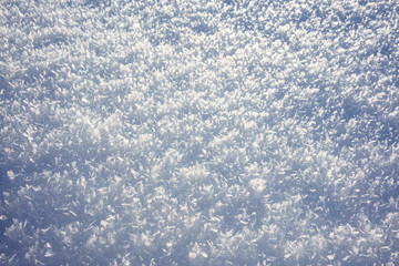 Schneekristalle und Schneeflocken