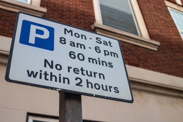 Obraz premium Parking restriction sign