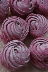 Fototapeta premium Delicious fresh blackcurrant marshmallows for Breakfast macro