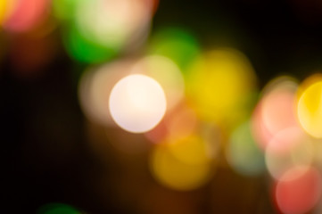 Bokeh images have yellow, pink, red, and other colors that are colorful.