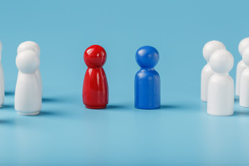 The conflict between two companies and a business, the rivalry of Leaders in blue and red leads a group of white employees to compete, Staff recruitment.