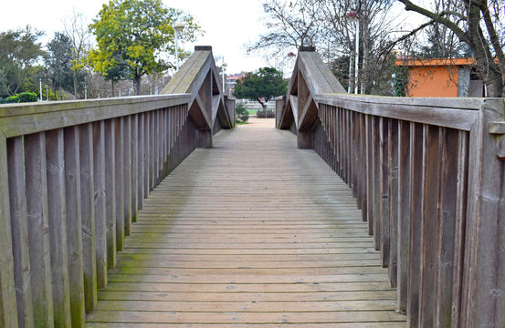 puente, madera, parque, jardines, parques infantiles, vegetaci&oacute;n, juegos recreativos, &aacute;rboles naturales, al aire libre