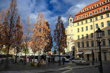 Obraz premium View to Frauenkirche from Striezelmarkt square in Dresden, Saxony, Germany, November 2019