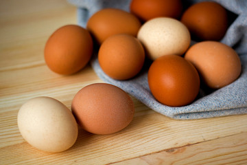  whole chicken eggs